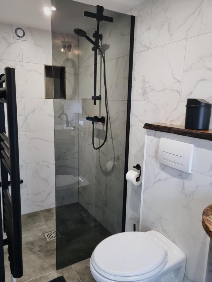 Kavel 90 Bed & Breakfast Den Burg Dış mekan fotoğraf